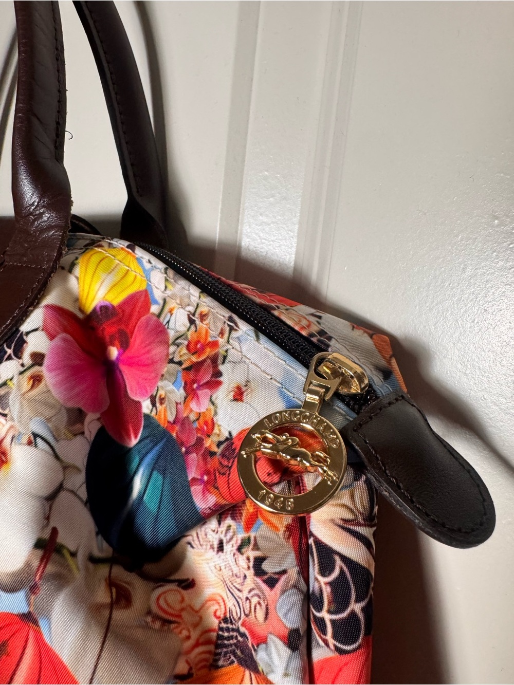 Limited edition Longchamp x Mary Katrantzou Le Pliage tote bag - Picture 6 of 16